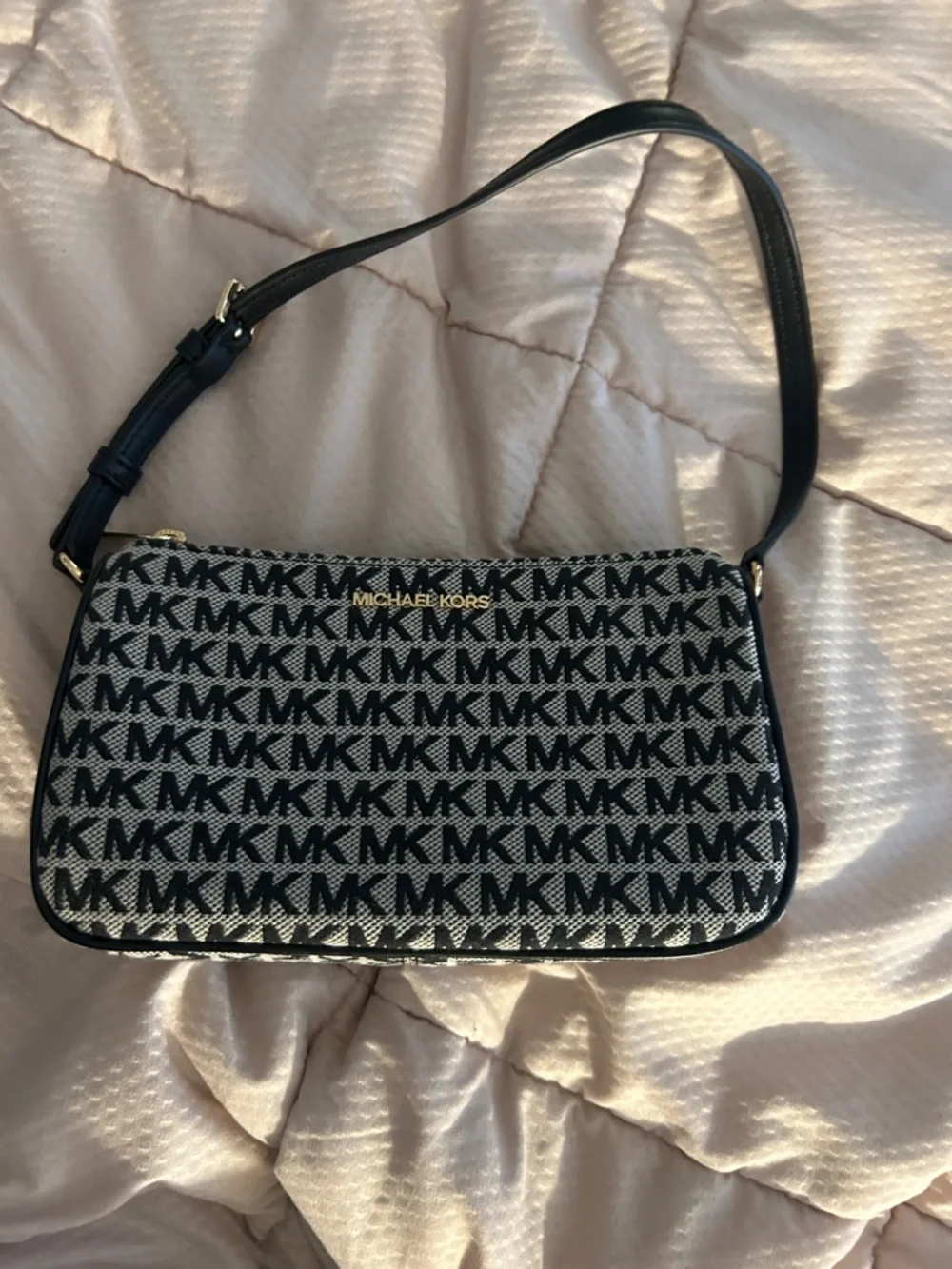 Michael Kors Black and Cream MK Logo Shoulder Bag - Picture 2 of 6